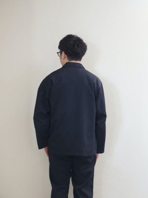 画像3: Still By Hand(スティルバイハンド) ポリエステル製品染めWポケットシャツジャケット ブラックネイビー