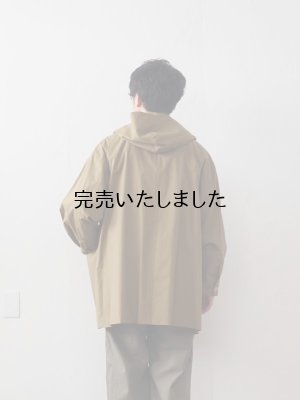 画像3: Still By Hand(スティルバイハンド) オーガニックコットンタイプライターフードコート カーキ