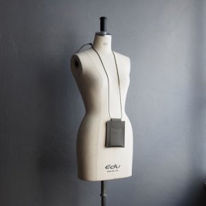 画像5: Still By Hand(スティルバイハンド) カウレザーポーチ 2色展開