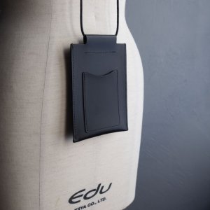 画像11: Still By Hand(スティルバイハンド) カウレザーポーチ 2色展開