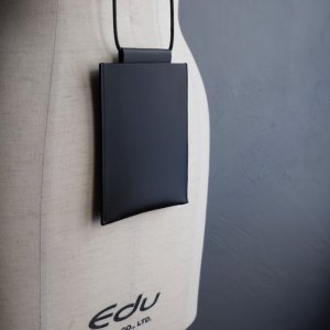 画像12: Still By Hand(スティルバイハンド) カウレザーポーチ 2色展開