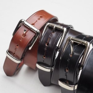 画像8: HERALDIC BELTS-BRIDLE LEATHER 5/4inch BELT-ブライドルレザーベルト シルバーバックル 3カラー展開