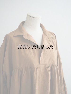 画像6: HONNETE(オネット) Gathered Long Shirt High Count Crushed Cotton Brown