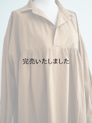 画像7: HONNETE(オネット) Gathered Long Shirt High Count Crushed Cotton Brown