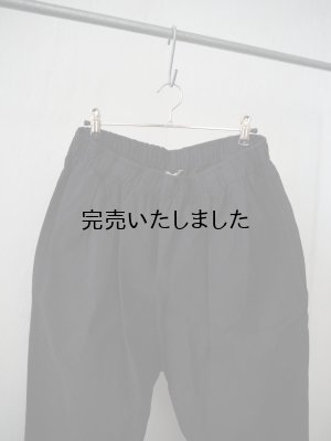 画像2: jujudhau(ズーズーダウ) TUCK PANTS-タックパンツ-チノブラック
