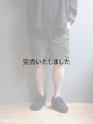 画像1: MOCEAN(モーシャン) BARRIER SHORTS オリーブ