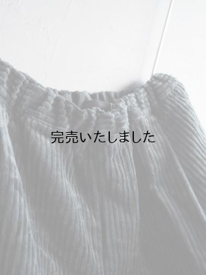 画像7: 【再入荷】Still By Hand(スティルバイハンド) 3.5W コーデュロイイージーパンツ ブルーチャコール