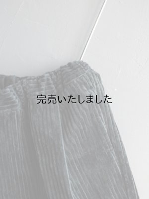 画像9: 【再入荷】Still By Hand(スティルバイハンド) 3.5W コーデュロイイージーパンツ ブルーチャコール