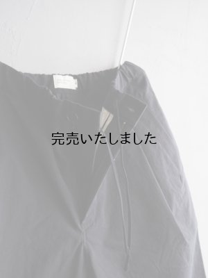 画像7: Still By Hand(スティルバイハンド) ナイロン1タックイージーテーパードパンツ ブラック