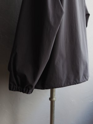 画像19: Still By Hand(スティルバイハンド) ハーフジップハイネックアノラック チャコール