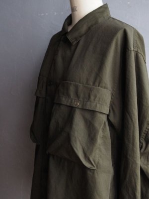 画像17: Still By Hand(スティルバイハンド) ポリエステル製品染めWポケットシャツジャケット ダークオリーブ