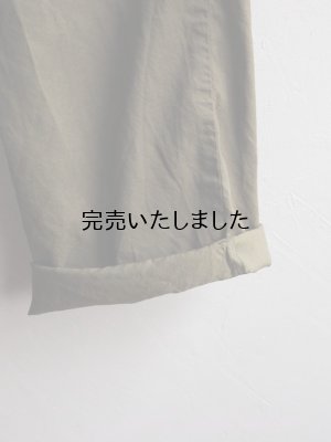 画像17: Still By Hand(スティルバイハンド) ポリエステル製品染めイージーテーパードパンツ ダークオリーブ