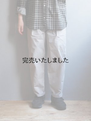 画像4: 【再入荷】Still By Hand(スティルバイハンド) 塩縮ドライタッチコットンテーパードパンツ トープ