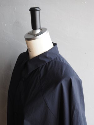 画像12: Still By Hand(スティルバイハンド) ナイロン変形ラグランショートスリーブシャツ ネイビー