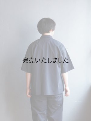 画像3: Still By Hand(スティルバイハンド) コットンナイロン変形スリーブシャツ ネイビー