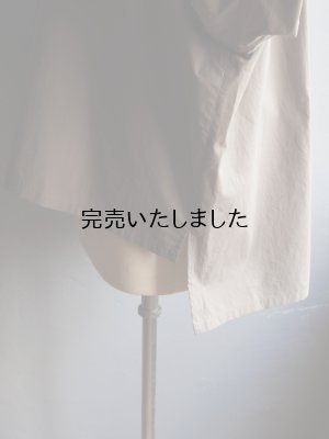 画像14: pub(ピューブ) オーガニックコットンワッシャー バンドカラーブラウス カーキ