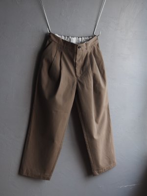 画像5: Still By Hand(スティルバイハンド)コットンシャンブレー2タックワイドイージーパンツ オリーブ