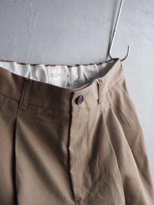 画像7: Still By Hand(スティルバイハンド)コットンシャンブレー2タックワイドイージーパンツ オリーブ