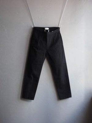 画像7: Still By Hand(スティルバイハンド)  1タックテーパードデニムパンツ ブラック