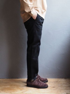 画像2: Still By Hand(スティルバイハンド)  1タックテーパードデニムパンツ ブラック