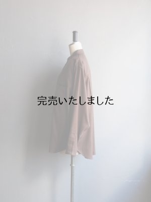 画像5: Still By Hand(スティルバイハンド) コットンシルクツイルバンドカラーシャツ ブラウン