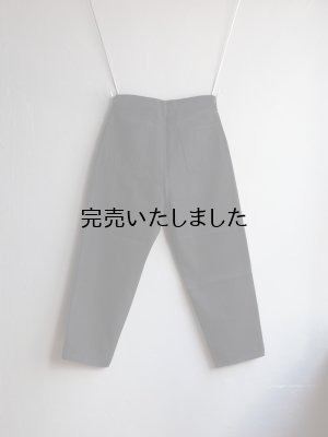 画像12: Still By Hand(スティルバイハンド)ディープタックデニムパンツ ブラック