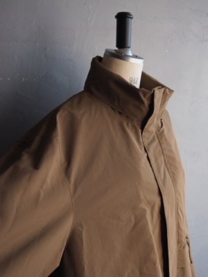 画像12: Still By Hand(スティルバイハンド)スタンドカラーライトブルゾン キャメル