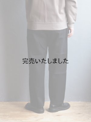 画像3: Still By Hand(スティルバイハンド)ディープタックデニムパンツ ブラック