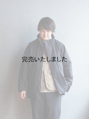 画像5: 【再入荷】Still By Hand(スティルバイハンド)スタンドカラーパデットハーフコート ブラック 