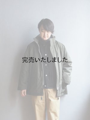 画像4: 【再入荷】Still By Hand(スティルバイハンド)スタンドカラーパデットハーフコート オリーブ