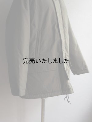 画像15: 【再入荷】Still By Hand(スティルバイハンド)スタンドカラーパデットハーフコート オリーブ