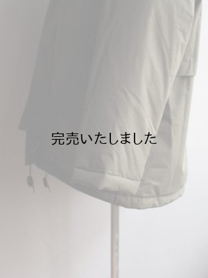 画像17: 【再入荷】Still By Hand(スティルバイハンド)スタンドカラーパデットハーフコート オリーブ