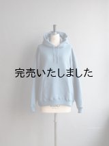 Still By Hand(スティルバイハンド) フードパーカー スモークブルー