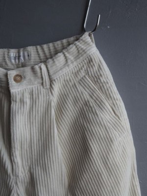 画像10: Still By Hand(スティルバイハンド) 5Wコーデュロイガーメントダイ1タックパンツ オフホワイト