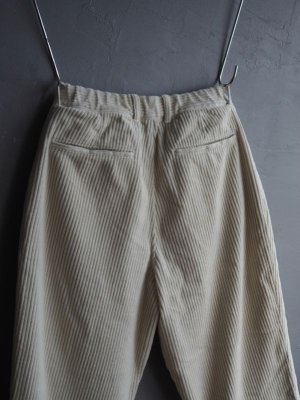 画像15: Still By Hand(スティルバイハンド) 5Wコーデュロイガーメントダイ1タックパンツ オフホワイト