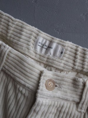 画像18: Still By Hand(スティルバイハンド) 5Wコーデュロイガーメントダイ1タックパンツ オフホワイト