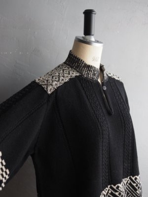 画像9: ASEEDONCLOUD(アシードンクラウド) Seiyako jacquard blouse ブラック