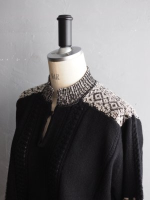 画像11: ASEEDONCLOUD(アシードンクラウド) Seiyako jacquard blouse ブラック