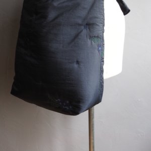 画像18: ASEEDONCLOUD(アシードンクラウド) Fog collector's bag - Sankayo embroidery quilt 2色展開