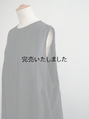 画像8: pub(ピューブ) シルクコットンローンノースリーブワンピース ブラック