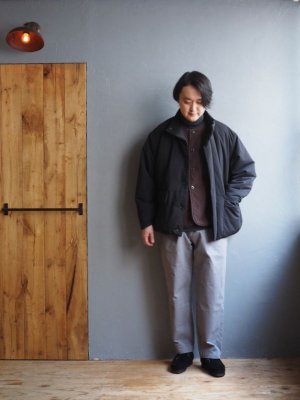 画像20: Still By Hand(スティルバイハンド) ピーチスキンガーメントダイタックパンツ グレージュ