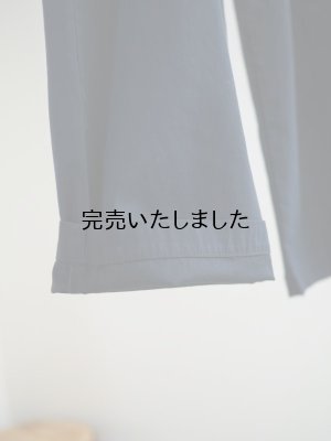 画像14: Still By Hand(スティルバイハンド) 強撚コットン 製品染め4タックパンツ ブラックネイビー