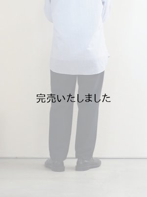 画像3: Still By Hand(スティルバイハンド) 強撚コットン 製品染め4タックパンツ ブラックネイビー