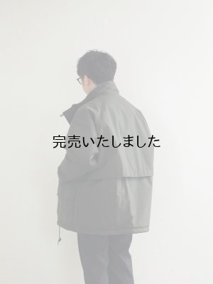 画像2: 【再入荷】Still By Hand(スティルバイハンド)スタンドカラーパデットハーフコート オリーブ