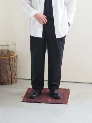 画像1: Still By Hand(スティルバイハンド) 2タックテーパードイージースラックス インクブラック