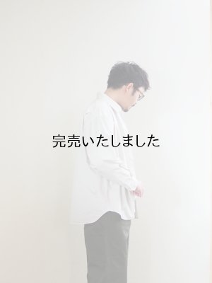 画像2: Still By Hand(スティルバイハンド) 製品染めオーバーサイズレギュラーカラーシャツ エクル