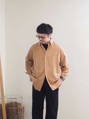 画像1: Still By Hand(スティルバイハンド) 製品染めオーバーサイズシャツ ペールオレンジ