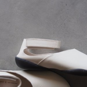 画像12: TRIPPEN(トリッペン) PAN-アンクルストラップパンプスシューズ-ホワイト