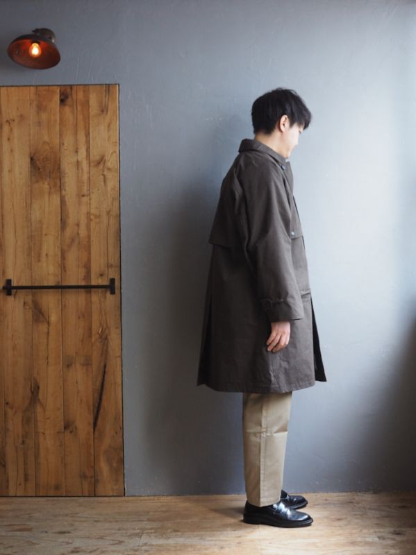 ○【国際ブランド】○ ENDS and MEANS Journalist Coat ベージュ L