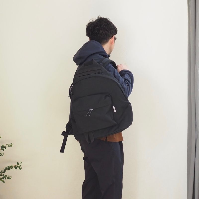 ENDS and MEANS(エンズアンドミーンズ) Daytrip Backpack ブラック